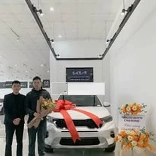 Kia Cao Bằng - Hình ảnh hoạt động bán hàng thực tế.